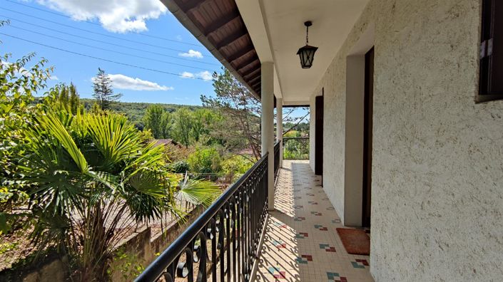 Image No.6-4 Bed House for sale