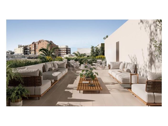 Image No.1-4 Bed Apartment for sale