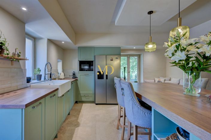 Image No.27-7 Bed House for sale