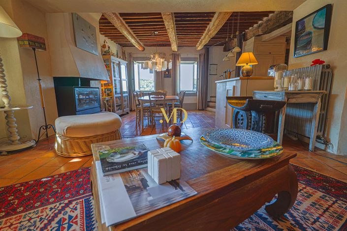 Image No.19-3 Bed House for sale