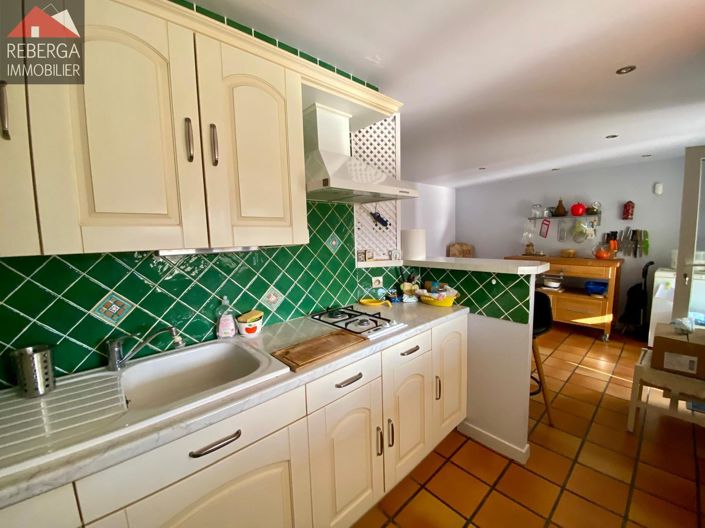 Image No.20-4 Bed House for sale