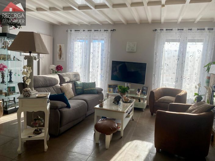 Image No.5-4 Bed House for sale