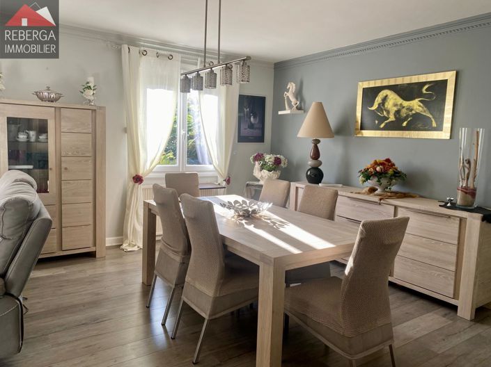 Image No.9-4 Bed House for sale