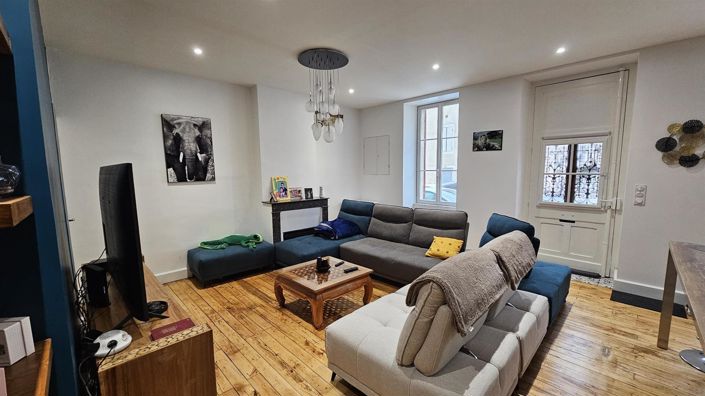 Image No.2-3 Bed House for sale