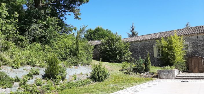 Image No.19-8 Bed House for sale