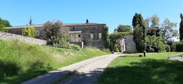 Image No.3-8 Bed House for sale