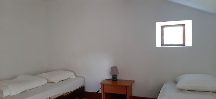 Image No.32-8 Bed House for sale