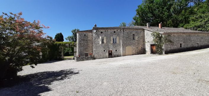 Image No.5-8 Bed House for sale