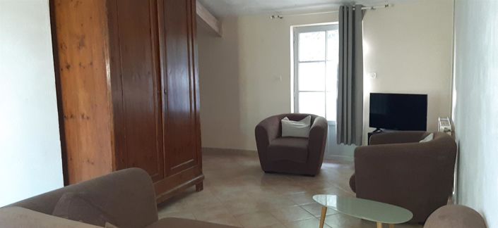 Image No.56-8 Bed House for sale