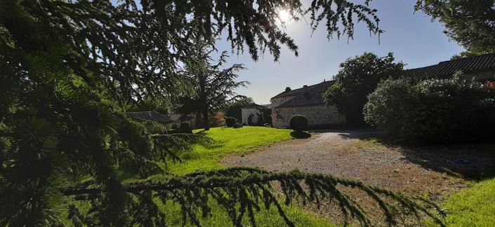 Image No.62-8 Bed House for sale