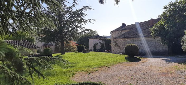 Image No.63-8 Bed House for sale