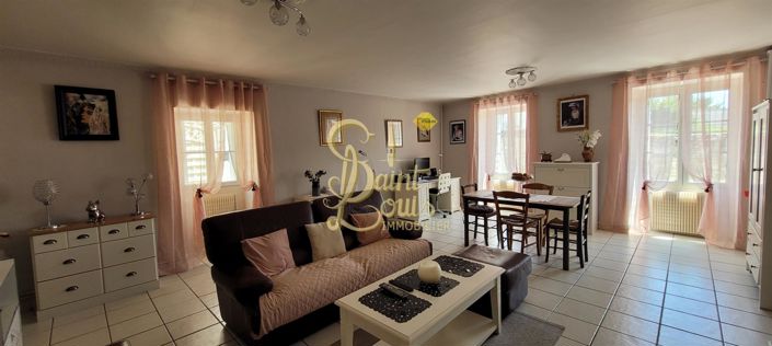 Image No.3-3 Bed House for sale