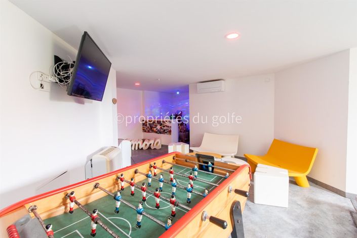 Image No.16-4 Bed House for sale