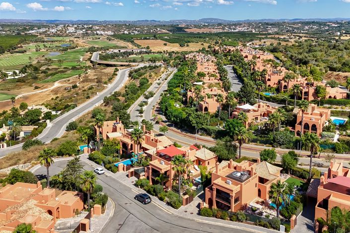 Image No.3-3 Bed House for sale