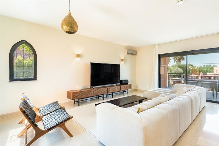 Image No.7-3 Bed House for sale