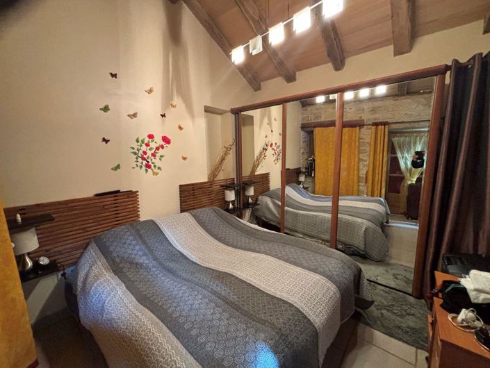 Image No.8-2 Bed House for sale