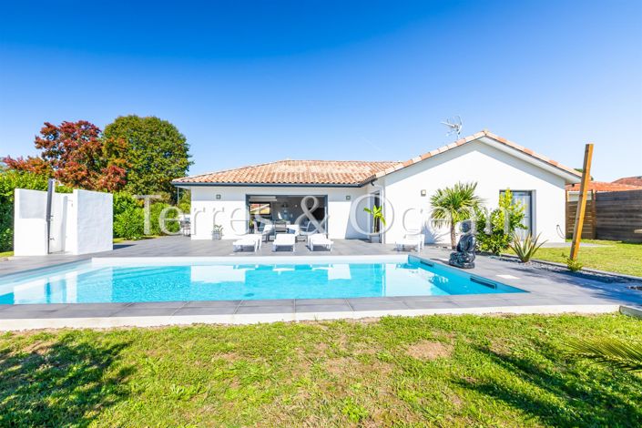 Image No.1-3 Bed House for sale