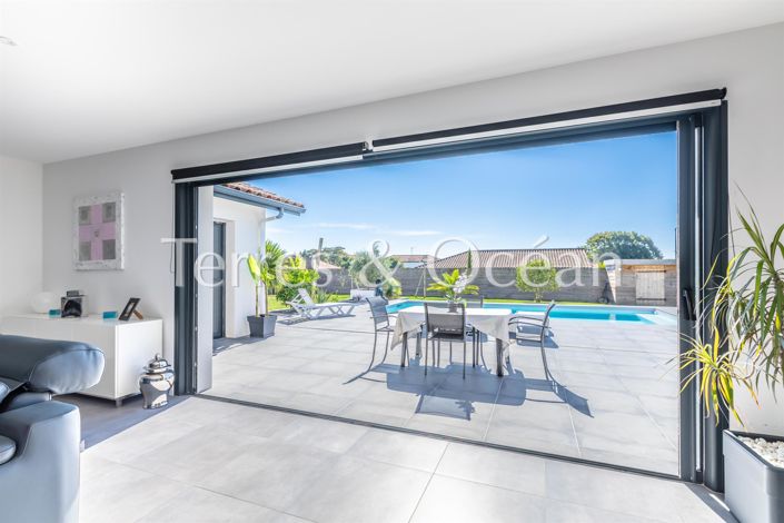 Image No.2-3 Bed House for sale