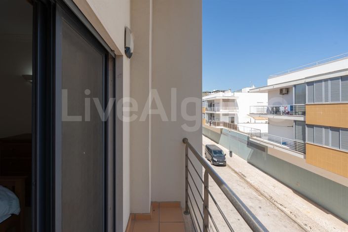 Image No.32-4 Bed House for sale