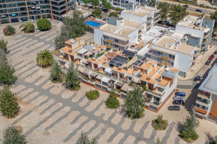 Image No.51-4 Bed House for sale