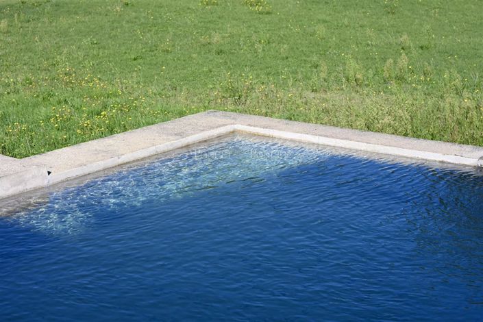 Image No.6-5 Bed House for sale