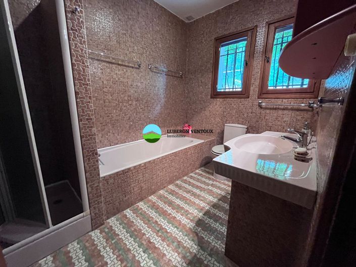 Image No.12-4 Bed House for sale