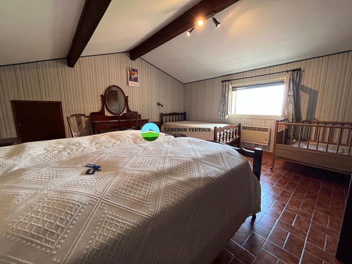 Image No.17-4 Bed House for sale