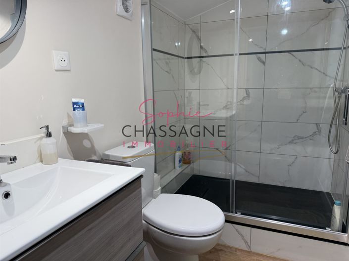 Image No.24-5 Bed House for sale