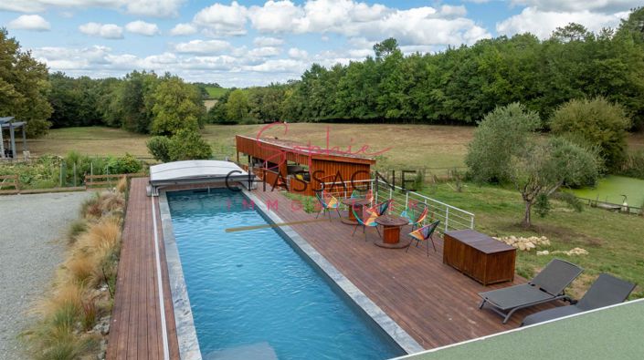 Image No.8-5 Bed House for sale