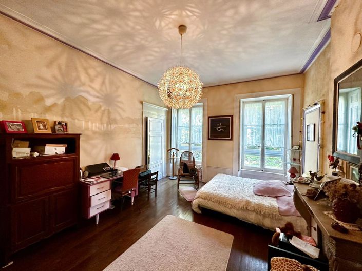 Image No.15-7 Bed House for sale