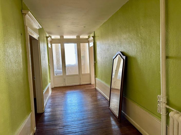 Image No.19-7 Bed House for sale