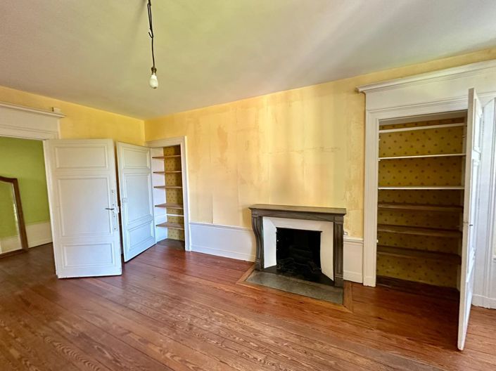 Image No.31-7 Bed House for sale