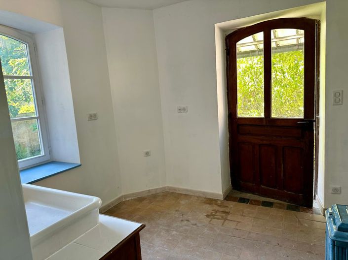 Image No.36-7 Bed House for sale