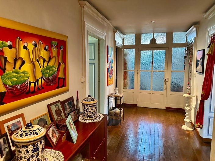 Image No.7-7 Bed House for sale