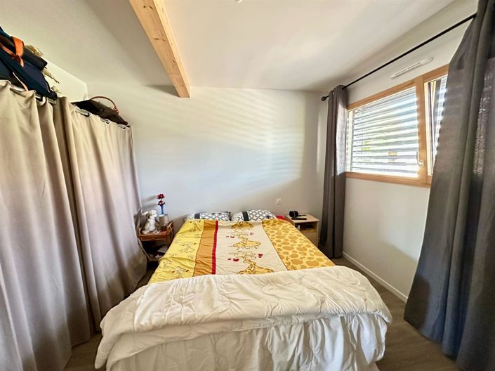 Image No.12-3 Bed House for sale