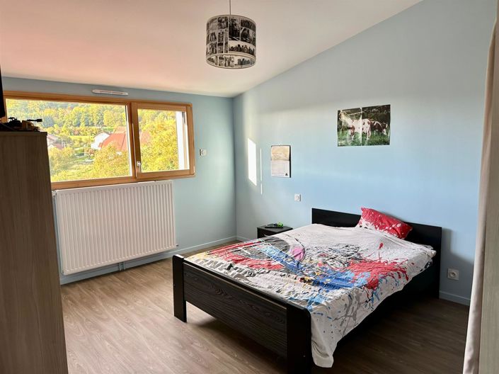 Image No.15-3 Bed House for sale