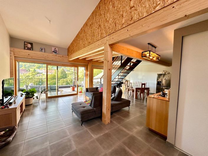 Image No.8-3 Bed House for sale