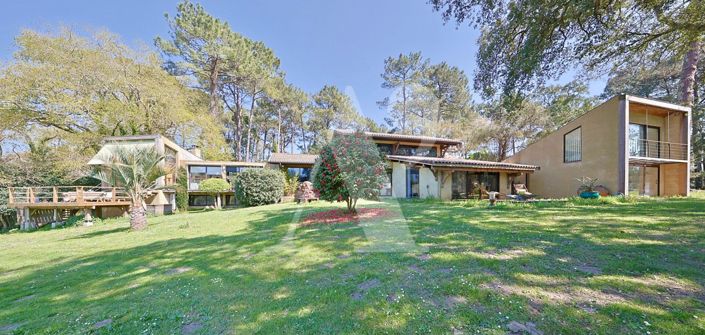 Image No.1-4 Bed House for sale