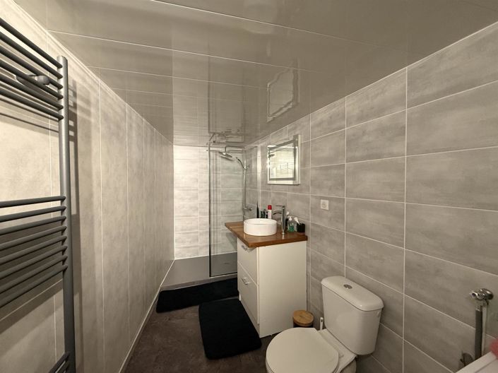 Image No.10-2 Bed House for sale