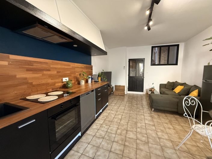 Image No.2-2 Bed House for sale