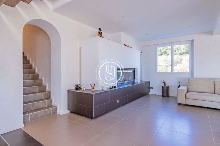 Image No.11-5 Bed House for sale