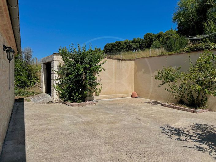 Image No.15-3 Bed House for sale