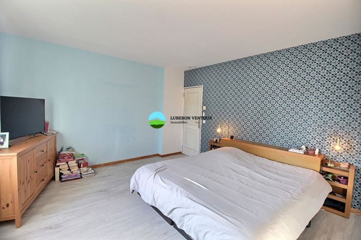 Image No.10-5 Bed House for sale