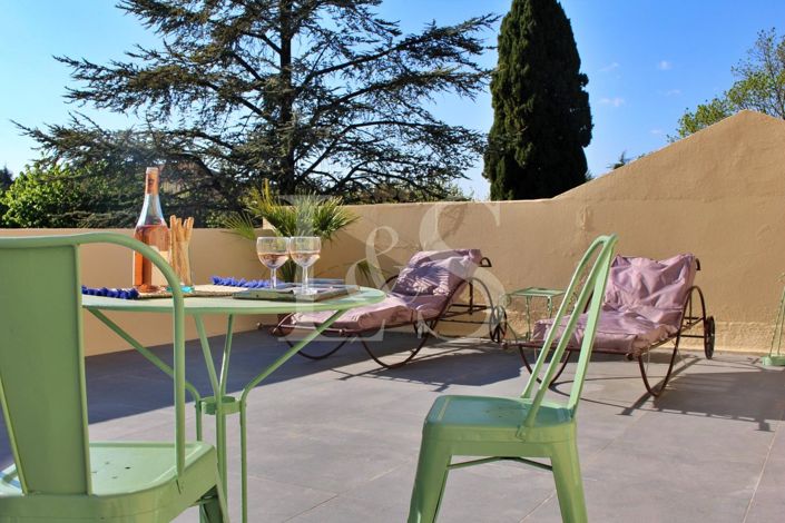 Image No.10-6 Bed House for sale