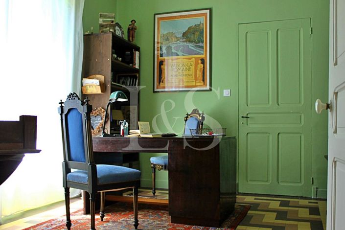 Image No.12-6 Bed House for sale