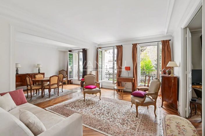 Image No.1-3 Bed Apartment for sale