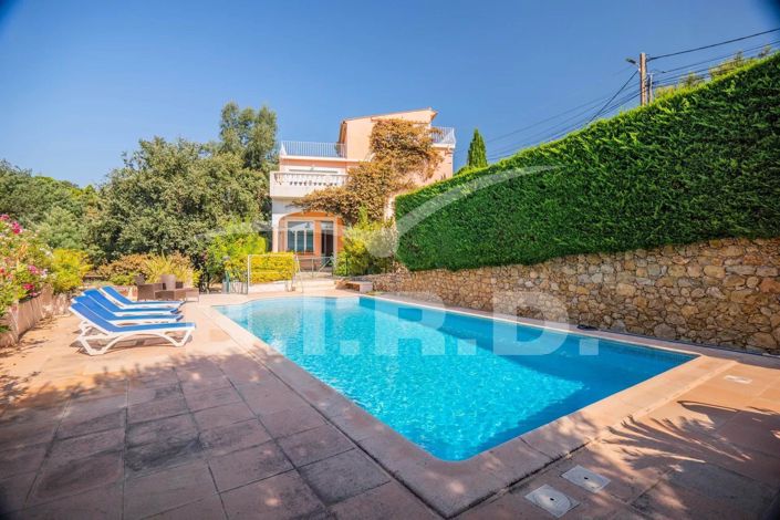 Image No.1-3 Bed House for sale