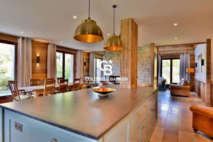 Image No.16-6 Bed House for sale