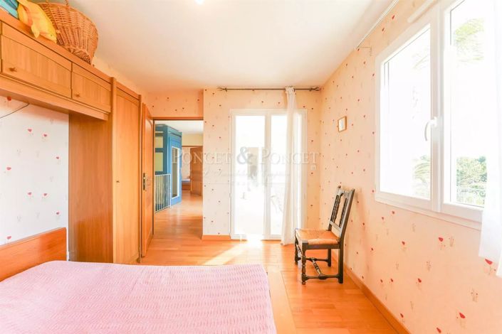 Image No.13-House for sale