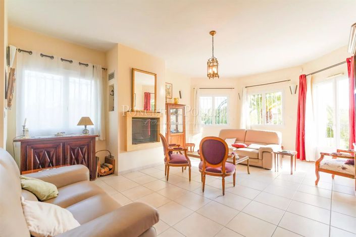 Image No.4-House for sale